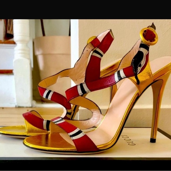 Gucci snake stiletto ❤️‍🔥🖤💛 - Picture 3 of 5